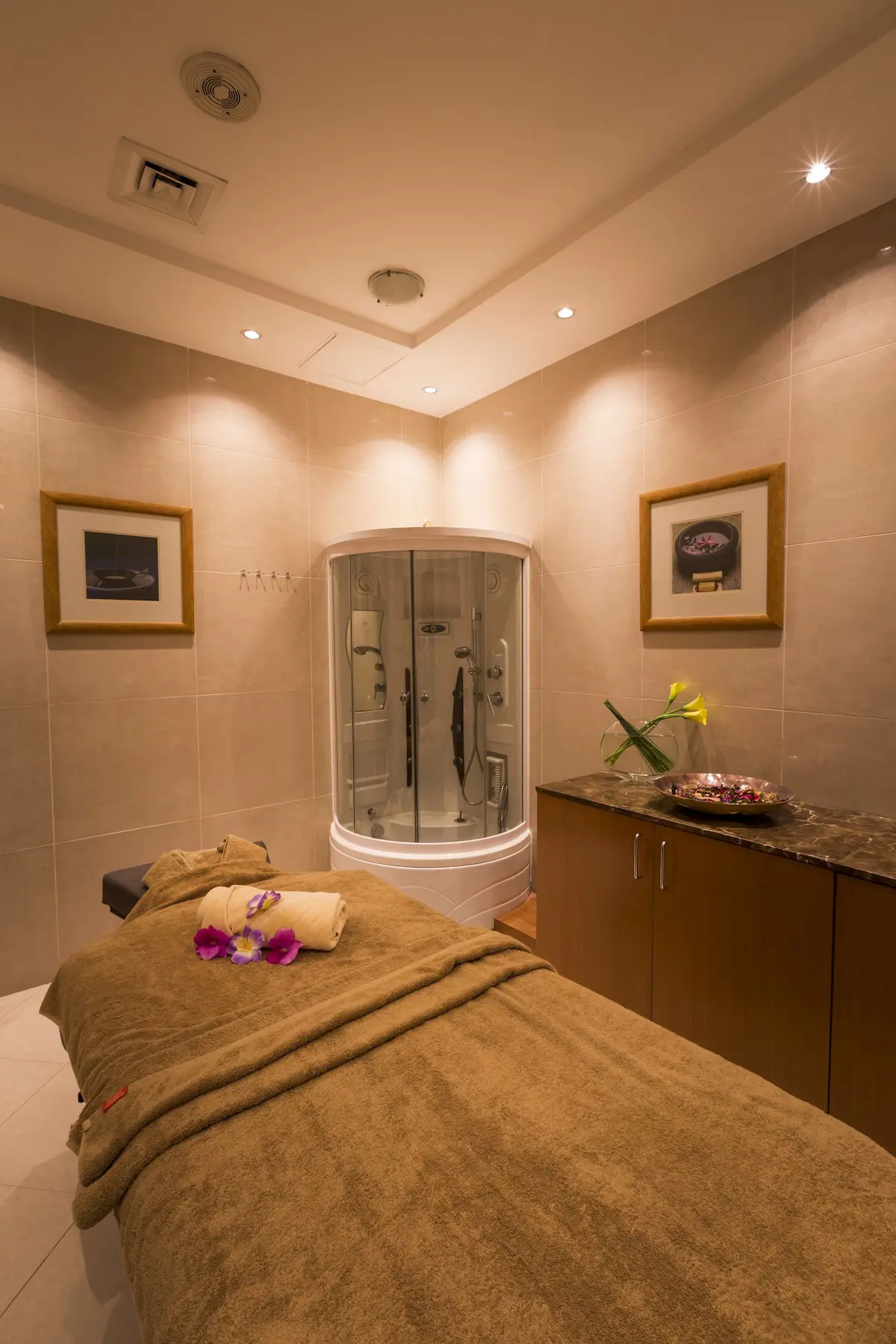 امکانات رفاهی و اسپا هتل سوئیس اوتل الماروج دبی